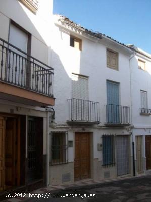 Jaén Apartment for Sale    with 3 Bedrooms 
