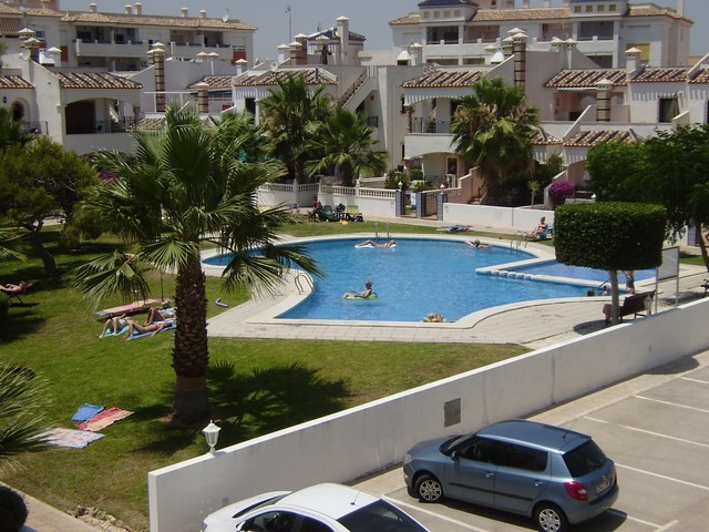 Rent Apartment Orihuela with Pool  and  2 Bedrooms 